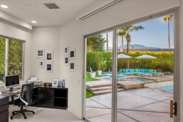 2 Silver Circle, Rancho Mirage, CA 92270