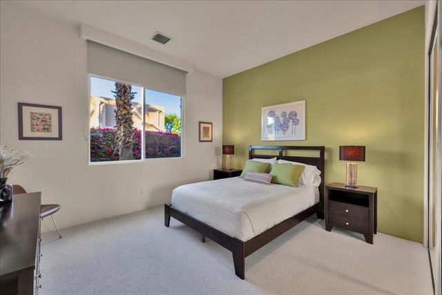 2 Silver Circle, Rancho Mirage, CA 92270