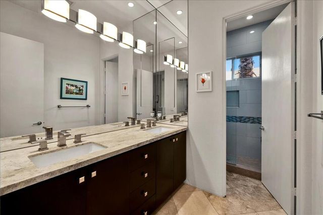 2 Silver Circle, Rancho Mirage, CA 92270