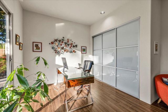 2 Silver Circle, Rancho Mirage, CA 92270