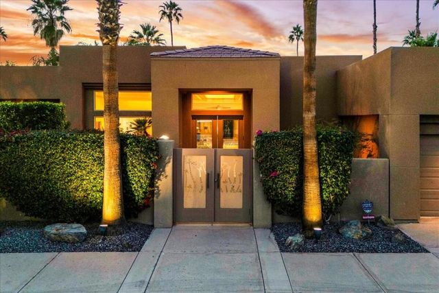 2 Silver Circle, Rancho Mirage, CA 92270