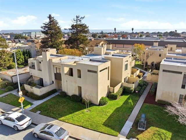 1067 Padre Drive 2, Salinas, CA 93901