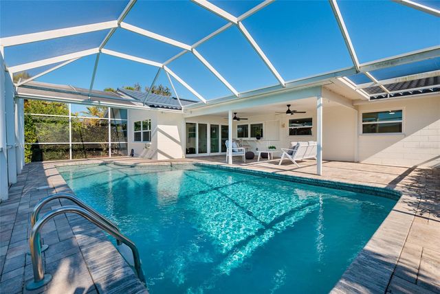 1985 MICHIGAN AVENUE NE, St Petersburg, FL 33703