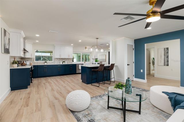 1985 MICHIGAN AVENUE NE, St Petersburg, FL 33703