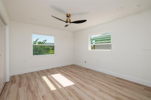 1985 MICHIGAN AVENUE NE, St Petersburg, FL 33703