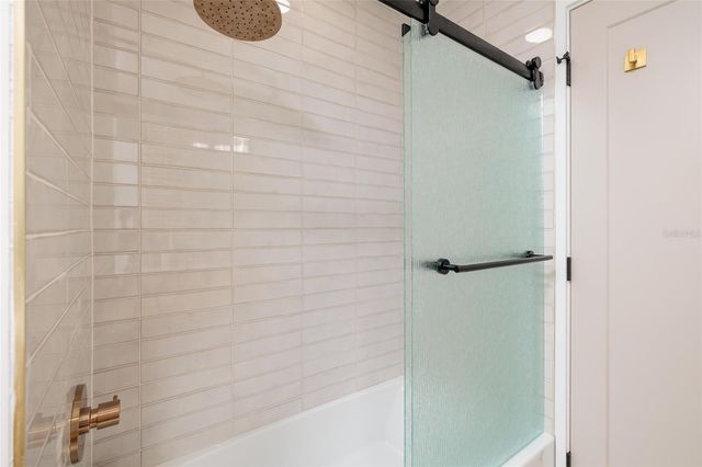 1985 MICHIGAN AVENUE NE, St Petersburg, FL 33703