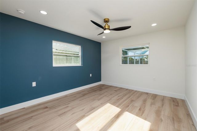 1985 MICHIGAN AVENUE NE, St Petersburg, FL 33703