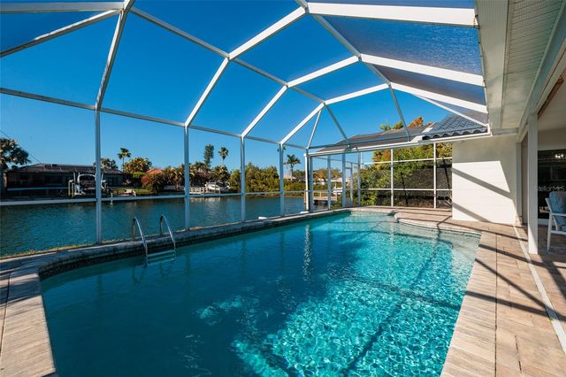 1985 MICHIGAN AVENUE NE, St Petersburg, FL 33703