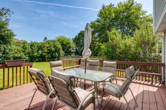 410 Lamont Terrace, Buffalo Grove, IL 60089