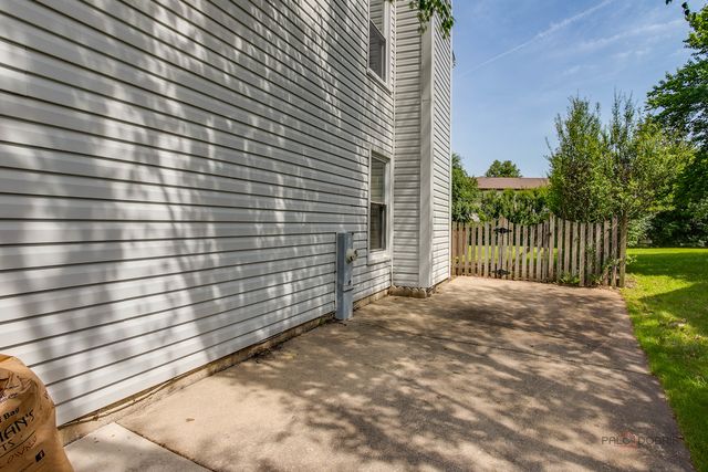410 Lamont Terrace, Buffalo Grove, IL 60089