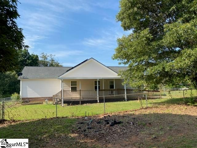 213 Destiny Drive, Gray Court, SC 29645
