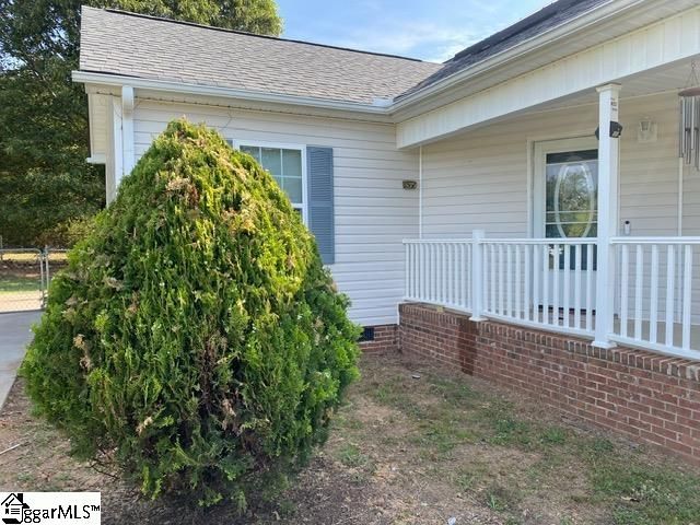 213 Destiny Drive, Gray Court, SC 29645