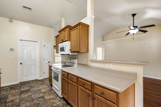 1121 Augustus Dr., Conway, SC 29527