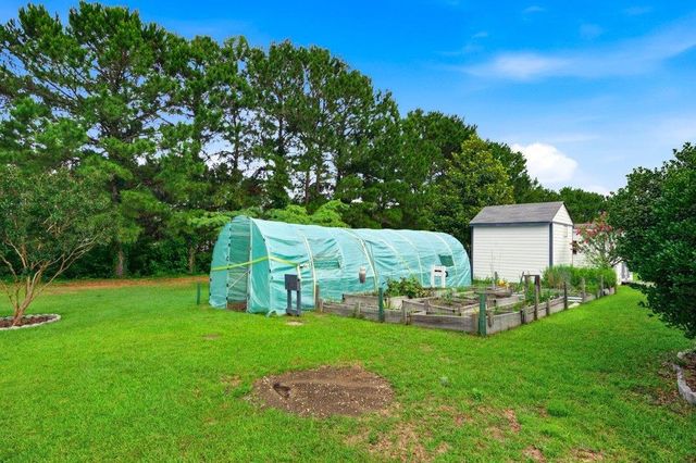 1121 Augustus Dr., Conway, SC 29527