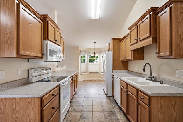 1121 Augustus Dr., Conway, SC 29527