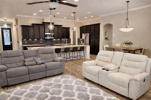 7938 Todd Hunter Dr, Corpus Christi, TX 78414