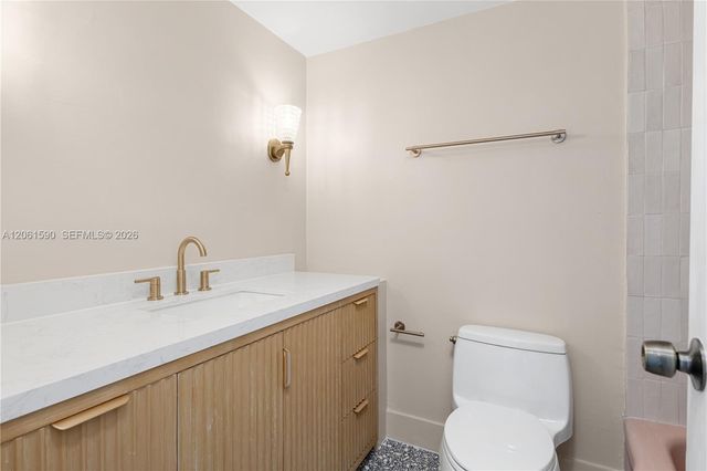 4747 Collins Avenue 709, Miami Beach, FL 33140