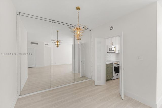 4747 Collins Avenue 709, Miami Beach, FL 33140