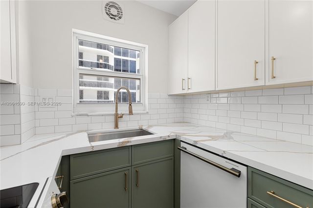 4747 Collins Avenue 709, Miami Beach, FL 33140