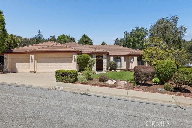 680 Matthew Way, Arroyo Grande, CA 93420