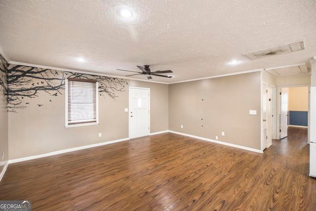 132 McVay Drive, Cochran, GA 31014