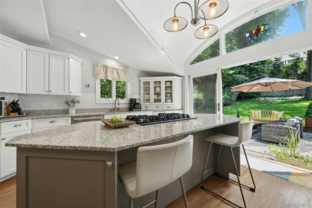 12 Valley Drive, Huntington Bay, NY 11743
