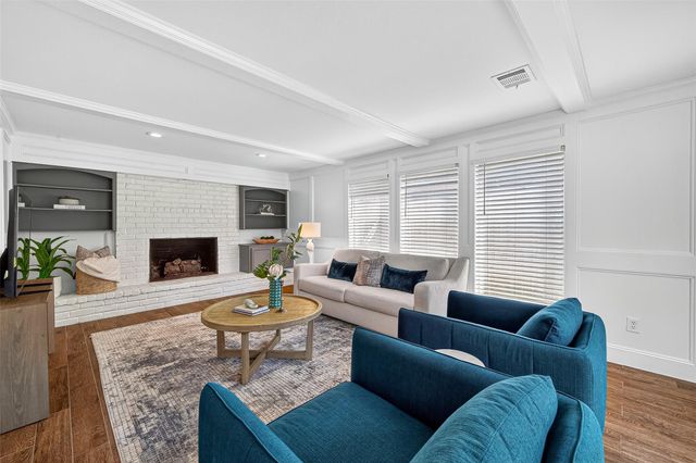 10935 Piping Rock Lane, Houston, TX 77042