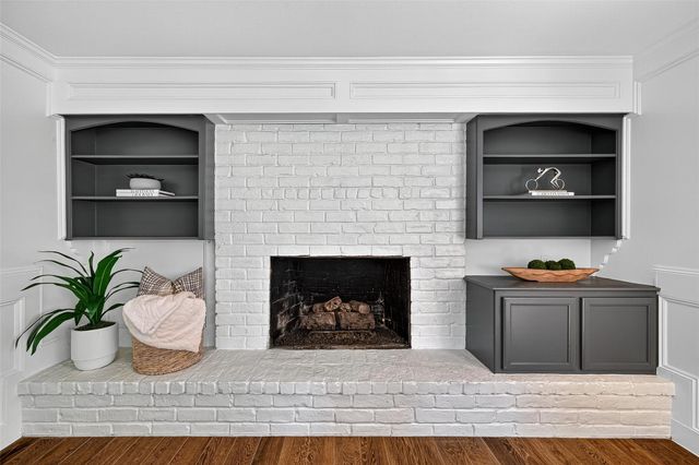 10935 Piping Rock Lane, Houston, TX 77042