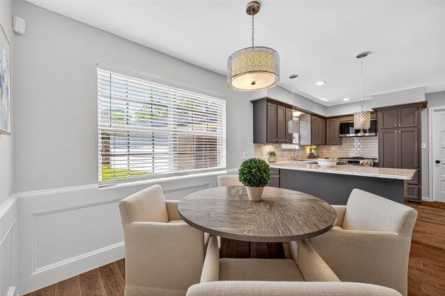 10935 Piping Rock Lane, Houston, TX 77042