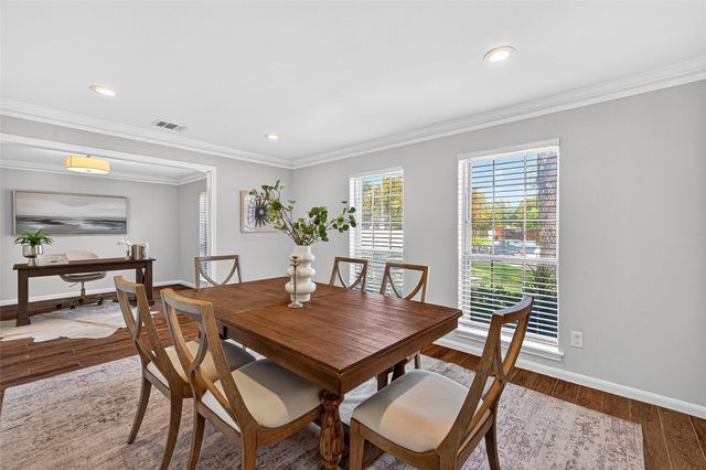 10935 Piping Rock Lane, Houston, TX 77042