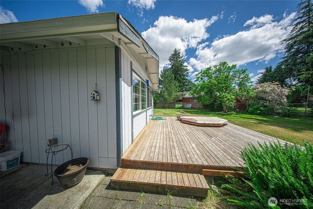 902 195th Street Ct E, Spanaway, WA 98387
