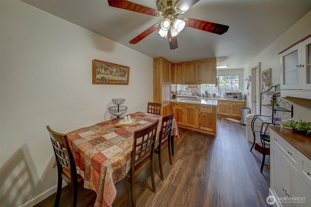 902 195th Street Ct E, Spanaway, WA 98387