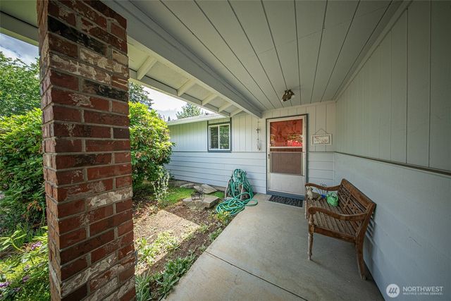 902 195th Street Ct E, Spanaway, WA 98387