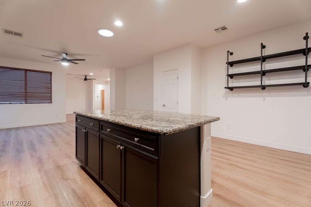 10705 Mentesana Avenue, Las Vegas, NV 89166 — photo 4