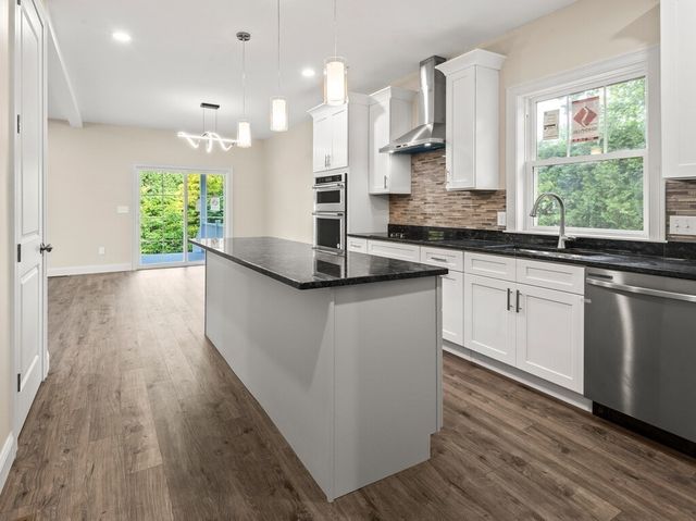 132 Barrington Rd, Longmeadow, MA 01106