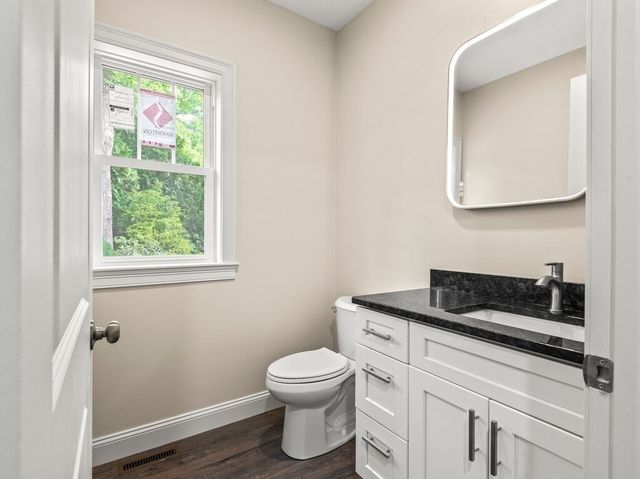 132 Barrington Rd, Longmeadow, MA 01106