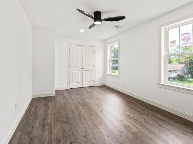 132 Barrington Rd, Longmeadow, MA 01106