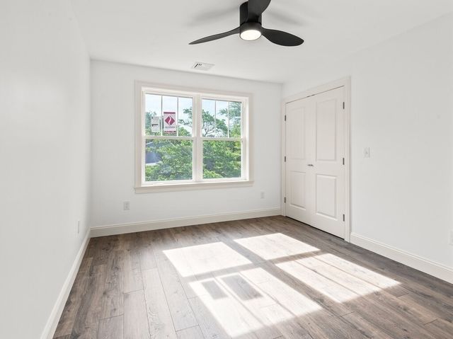 132 Barrington Rd, Longmeadow, MA 01106