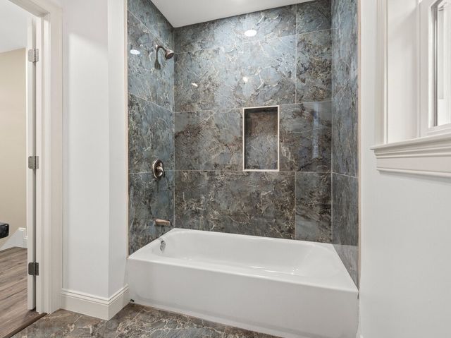 132 Barrington Rd, Longmeadow, MA 01106