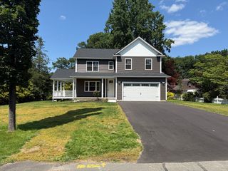 132 Barrington Rd, Longmeadow, MA 01106