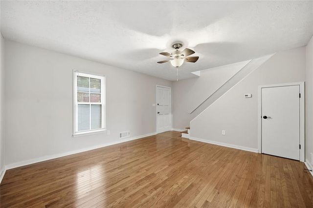 1071 OAKLAND SE Avenue D, Conyers, GA 30012