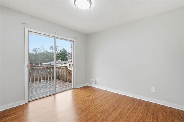 1071 OAKLAND SE Avenue D, Conyers, GA 30012