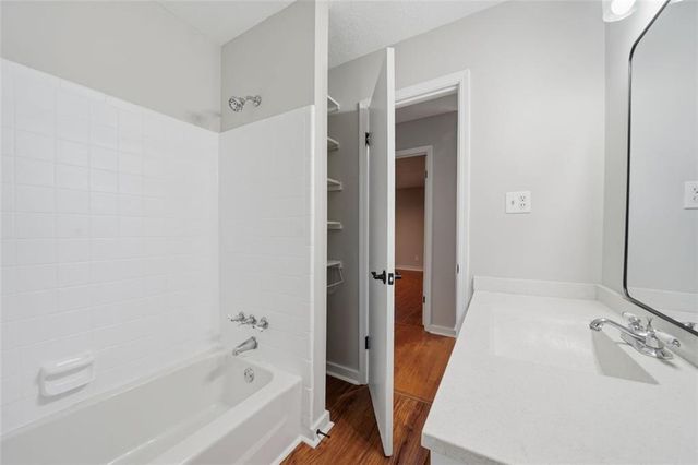 1071 OAKLAND SE Avenue D, Conyers, GA 30012