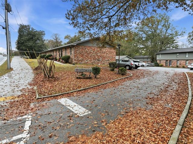 1071 OAKLAND SE Avenue D, Conyers, GA 30012