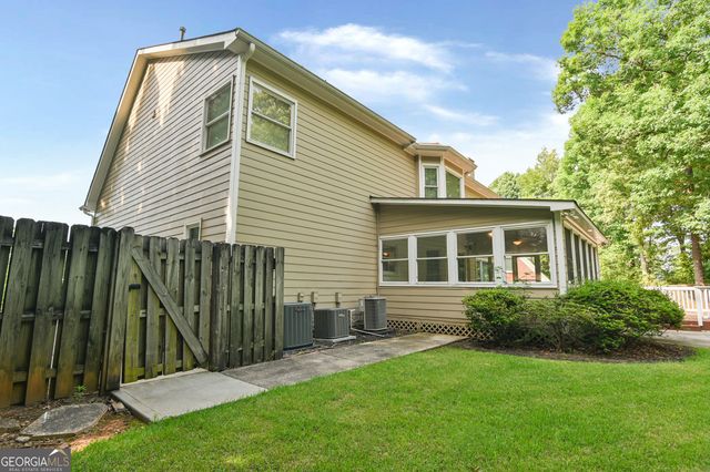 1868 De Winton Place, Lawrenceville, GA 30043