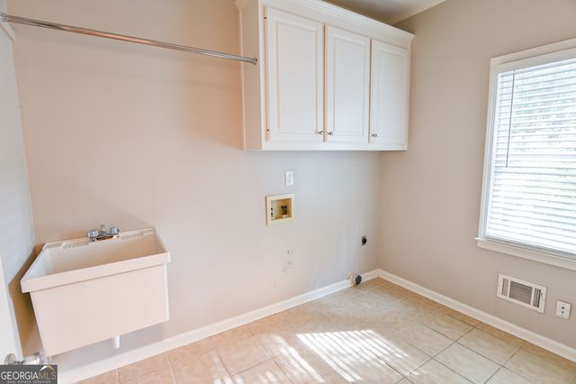 1868 De Winton Place, Lawrenceville, GA 30043