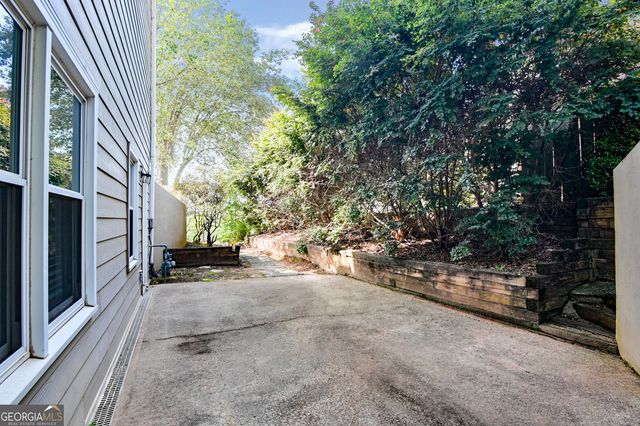1868 De Winton Place, Lawrenceville, GA 30043