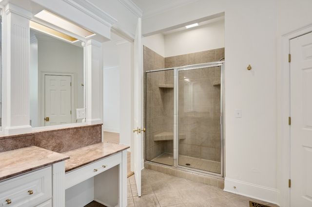 135 Windy City Rd, Jackson, TN 38305