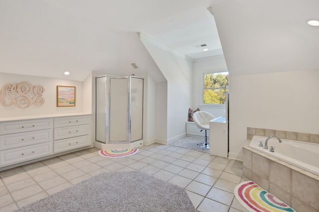 135 Windy City Rd, Jackson, TN 38305