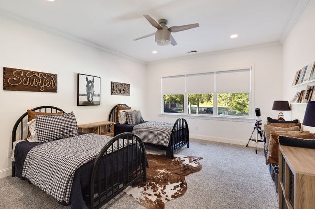 135 Windy City Rd, Jackson, TN 38305